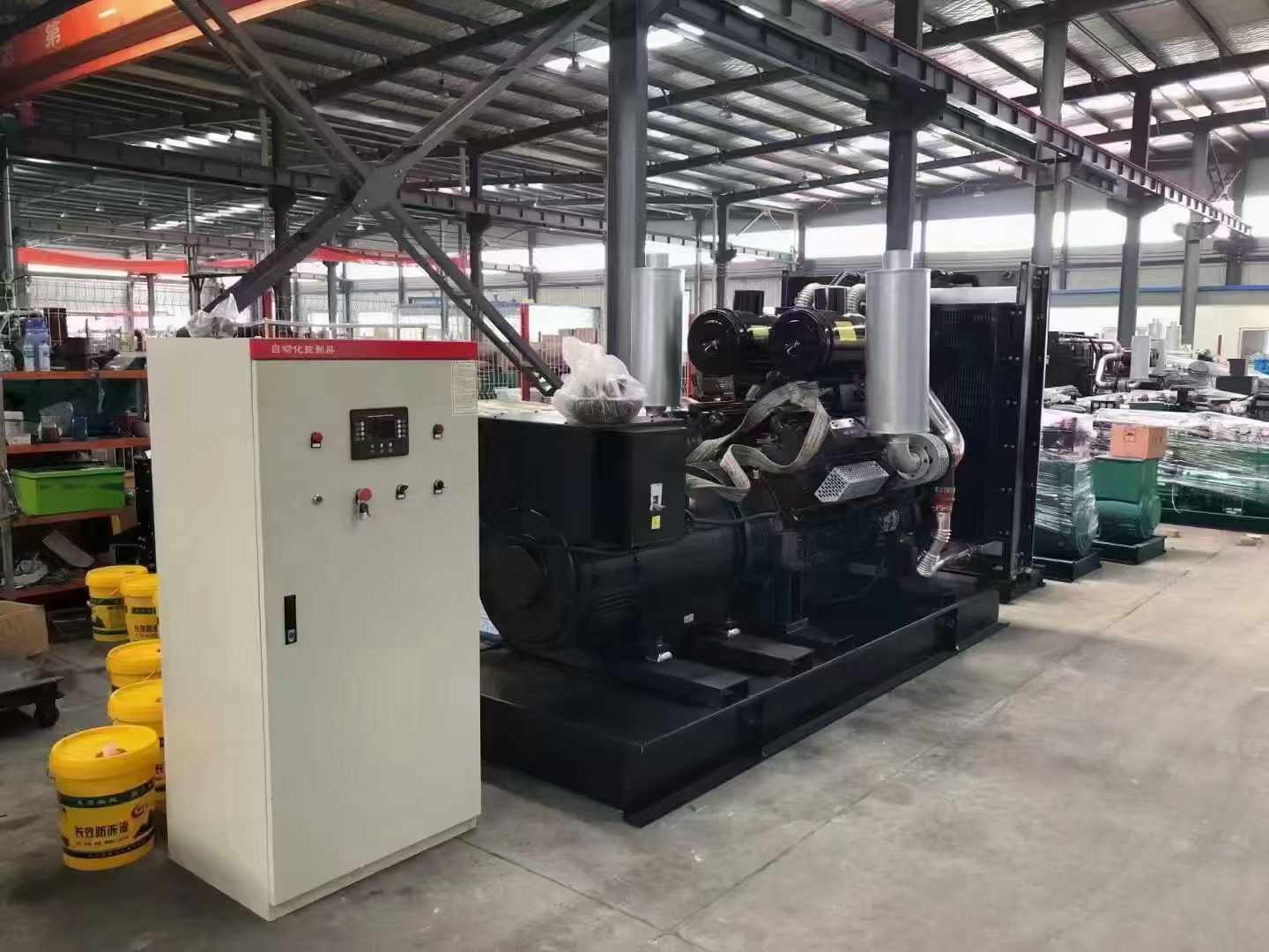 溪湖柴油发电机运行时的噪音和振动水平如何?
