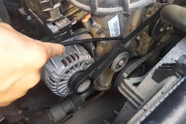 溪湖转速传感器的工作原理是什么？